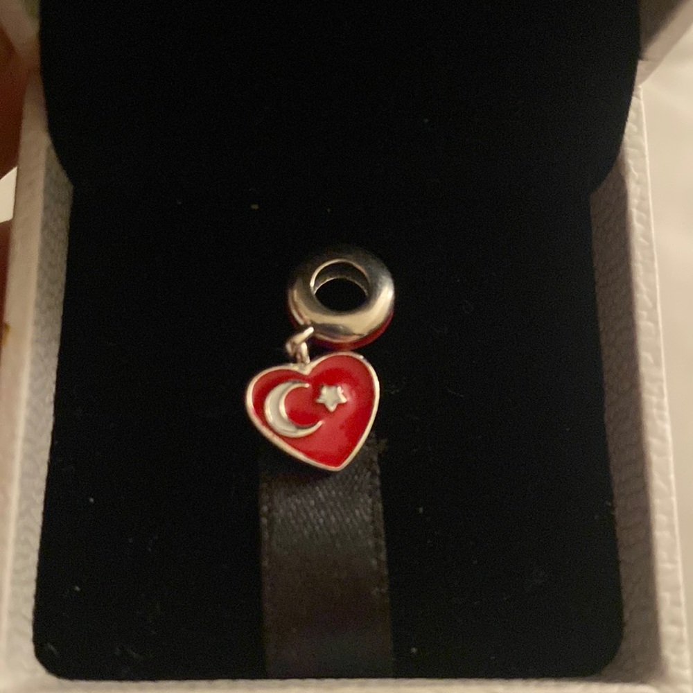 Pandora Turkey Flag pendant